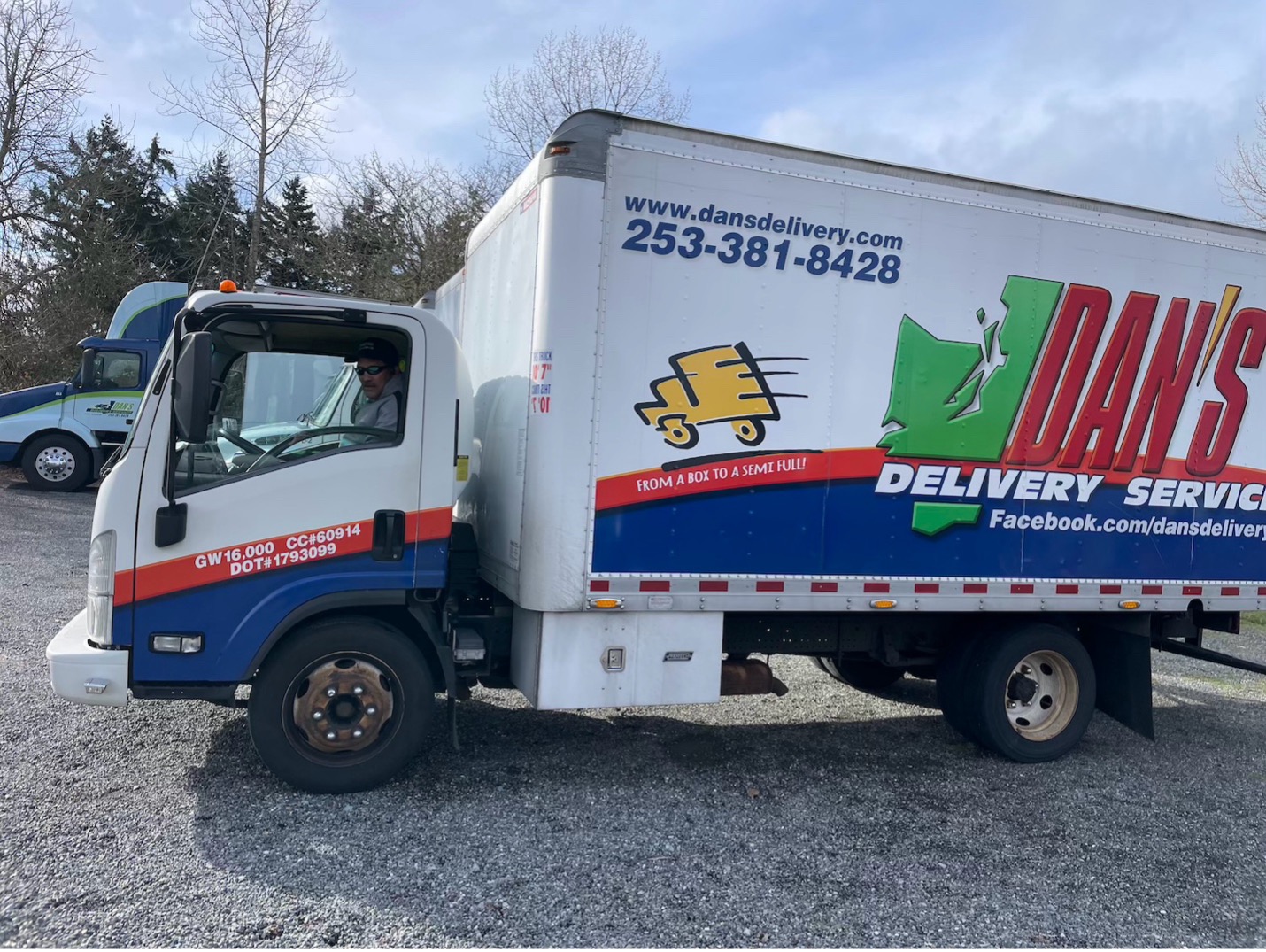 Freight Consolidation vs. Dedicated Delivery: Which Saves More Money for Washington Businesses? freight consolidation